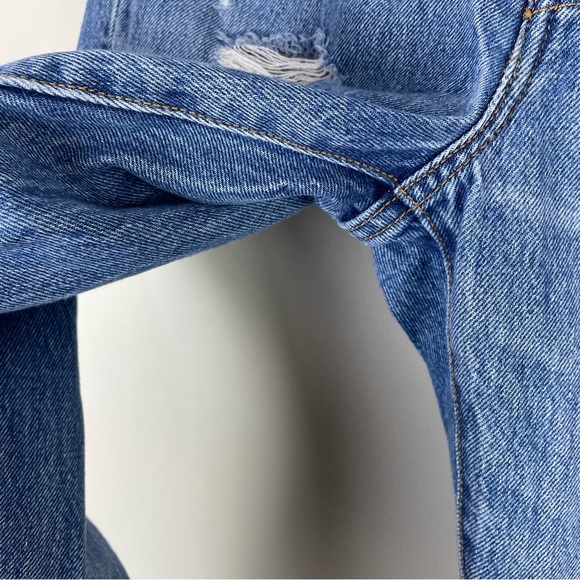 Levi’s Wedgie Icon Fit High Rise Straight Distressed Jeans - Picture 7 of 13